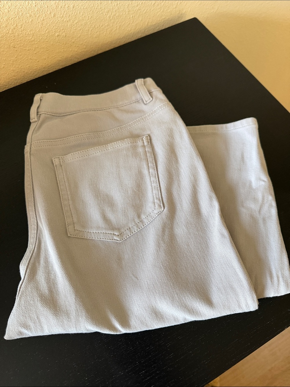 Uniqlo Women’s Medium Jeggings — Light Gray